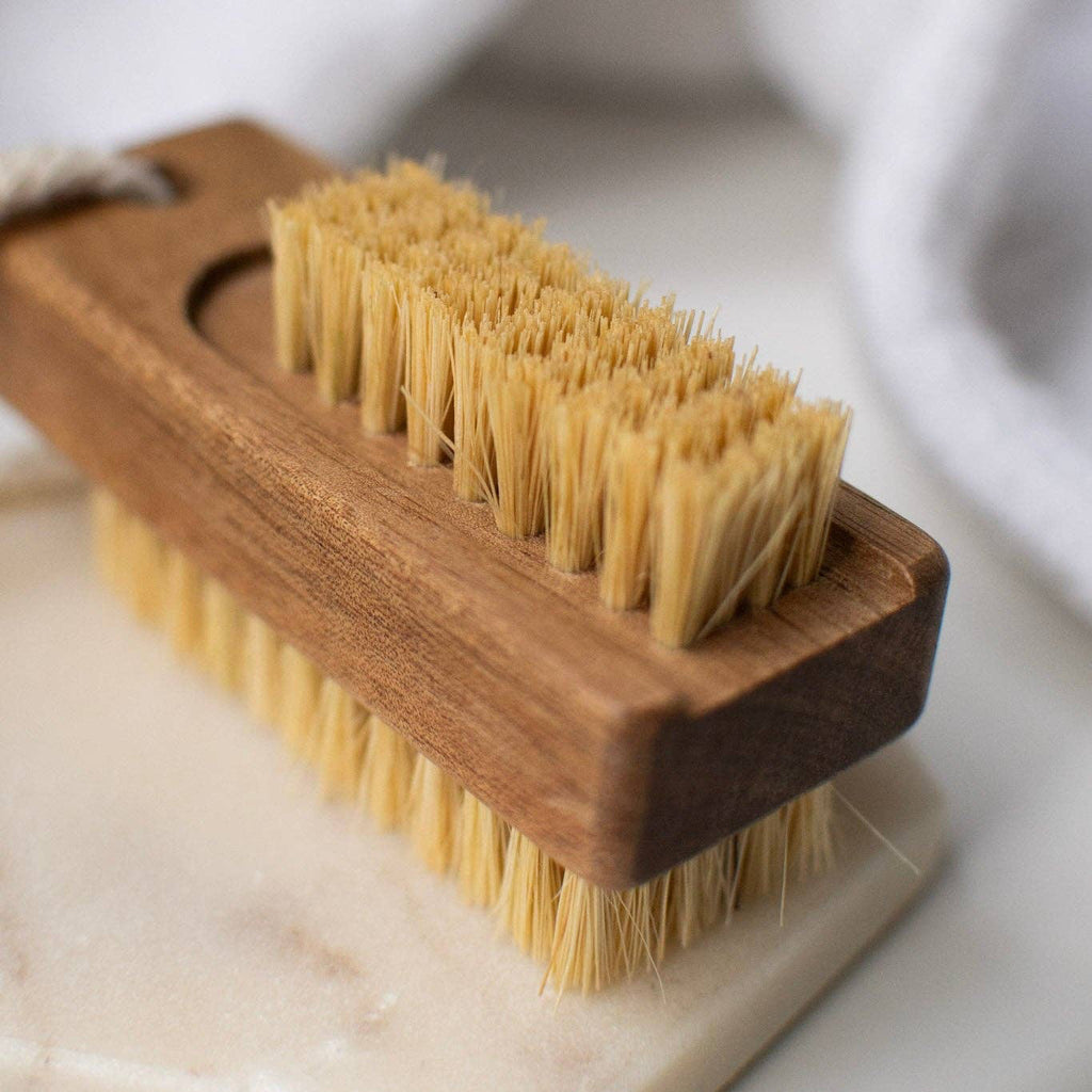 Nail Brush - Acacia Wood
